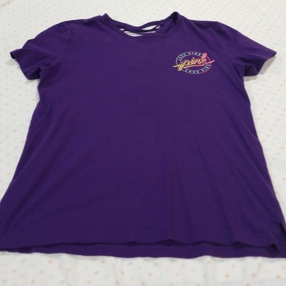 Pink tshirt